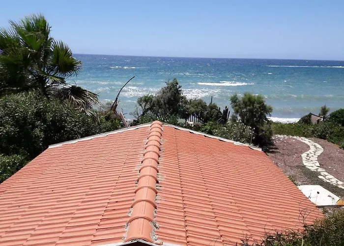 Rita Seaview アパート ペリヴォリア