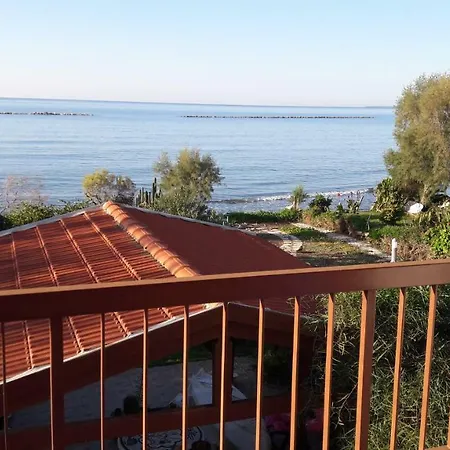 Rita Seaview *